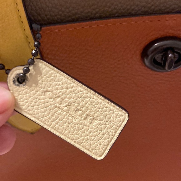 Coach 89086 Colorblock Lora Carryall Large Satchel Handbag perfect fall colors - Picture 4 of 17